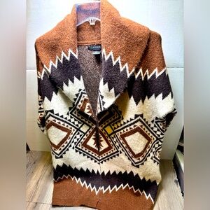 Tahari Southwestern Design Plush Cardigan/Jacket With Pockets Women’s Size Small